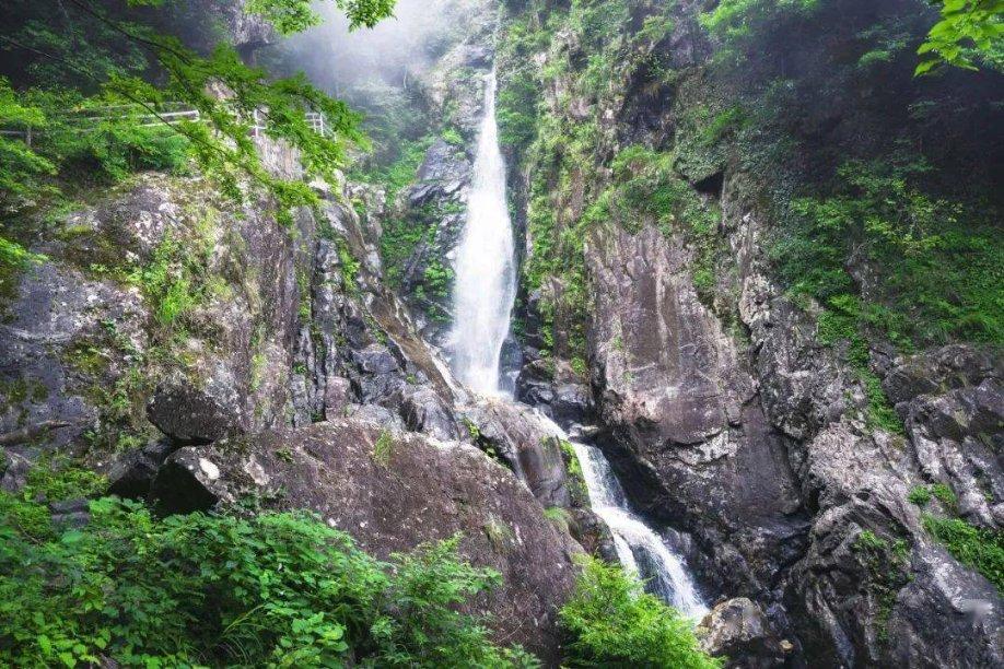 塑胶篮球场每平方米造价